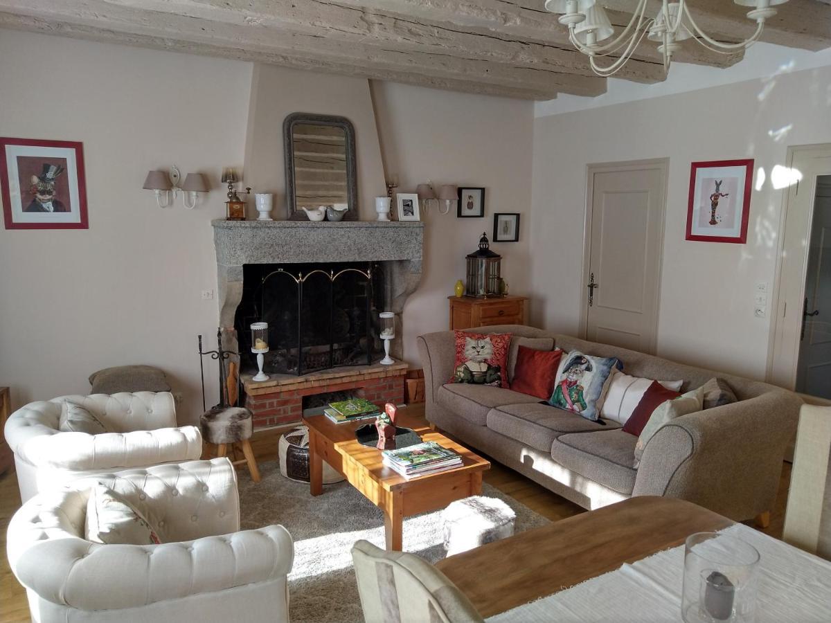 Bed and Breakfast Les Bessonnes Saint-Georges-Haute-Ville Exterior foto